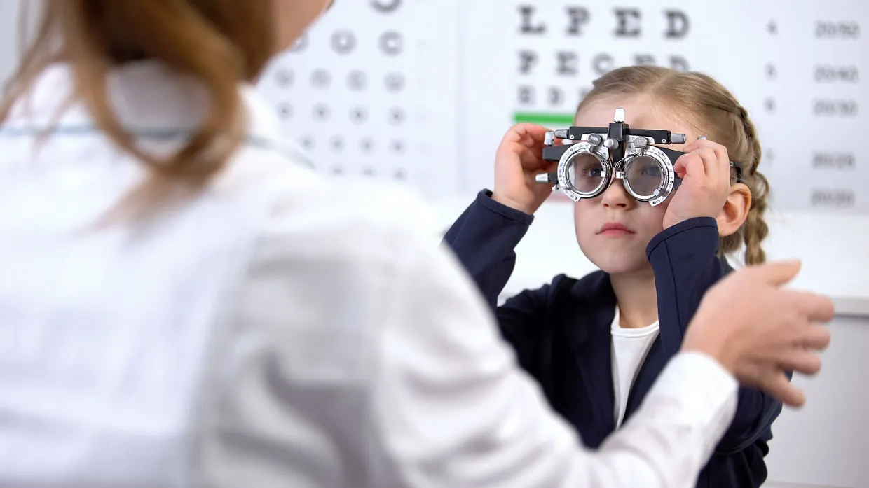 Paediatric Eye Doctor In Vile Parle
